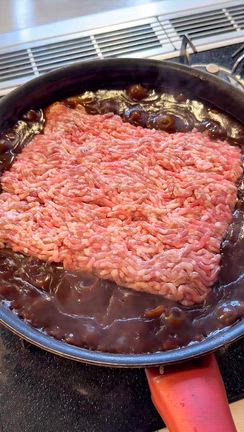 緊急事態の煮込みハンバーグです！！時間ない時おすすめです！！の記事動画