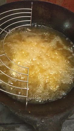 今夜のつまみはなんじゃろな。初めて買った魚。の記事動画