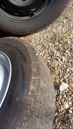 タイヤ交換は、自分でやって、美味しいもの食べるの巻☆の記事動画