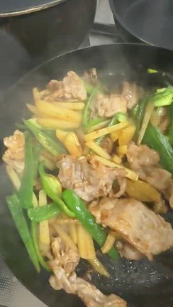 なんちゃって青椒肉絲の記事動画