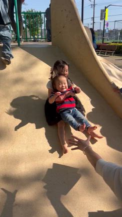 孫とデートの記事動画