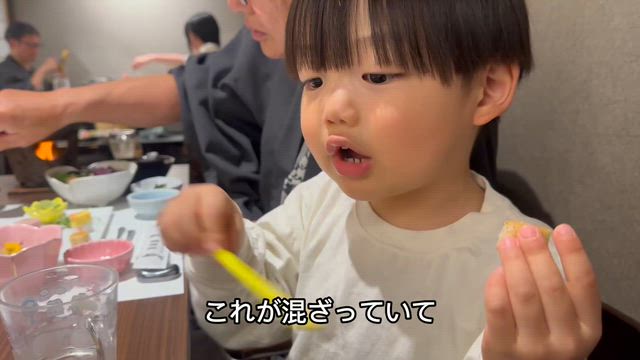 【秩父】宿の夕飯朝食じーの食レポ！温泉、朝ビール！の記事動画