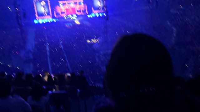 クィーン東京ドームライブの記事動画