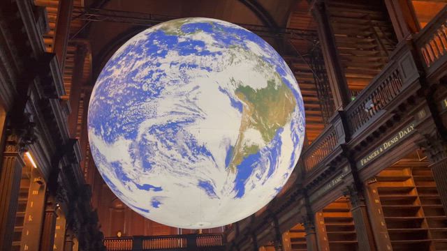 トリニティカレッジの図書館 | またもヨーロッパの駐妻へ