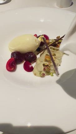 取材→会食️の記事動画