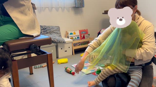 兄妹でリトミックレッスン♫の記事動画