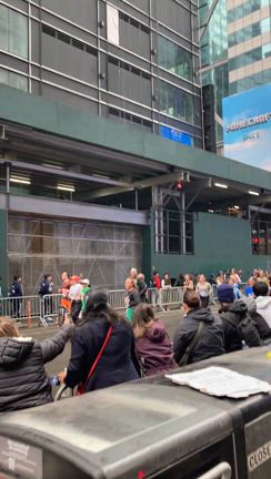 容赦ない通行止め　ニューヨークハーフマラソンの記事動画