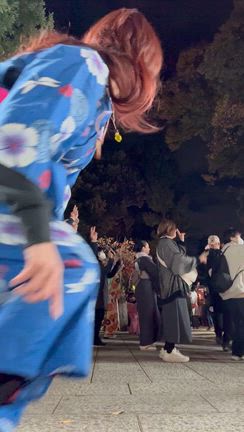 本日は戸越八幡神社 第二回 晴盆盆踊り大井町音頭 踊りましょうの記事動画