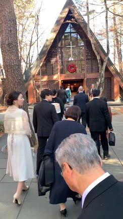《軽井沢高原教会》挙式《日韓三世代同居家族日本旅行》⑤の記事動画