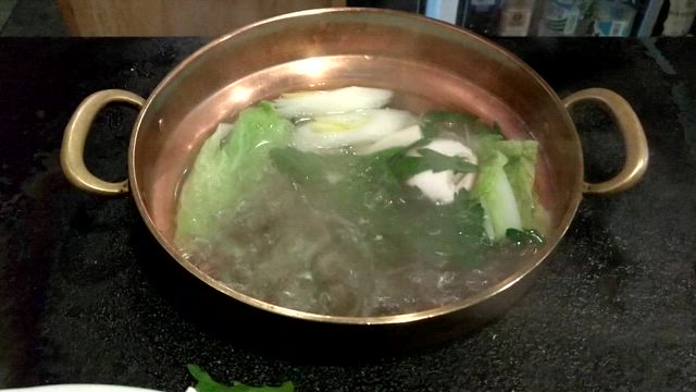 １人しゃぶしゃぶのの記事動画