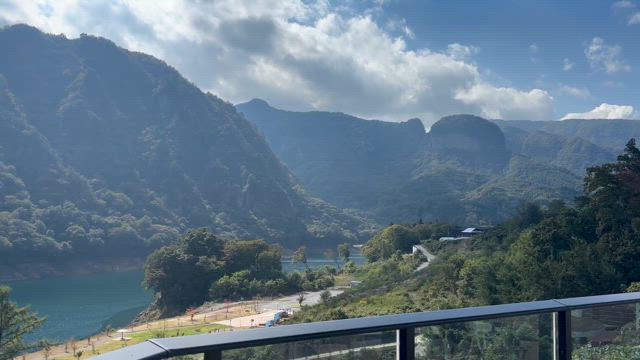 2歳のお誕生日旅行！の記事動画