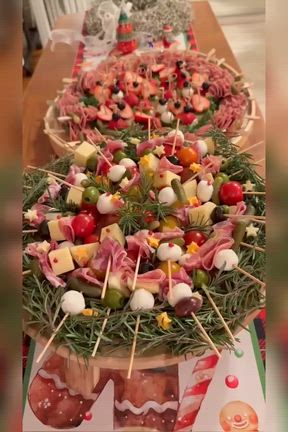 サンタさんからピンチョスのケイタリングの記事動画