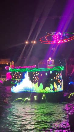 お正月仕様での記事動画