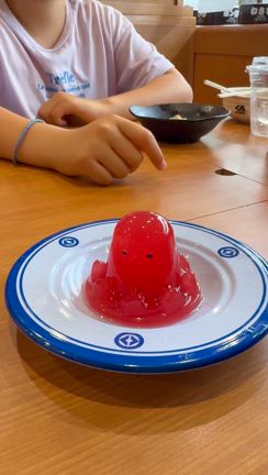 くら寿司＠足立栗原店　最近ぶっ飛んでますの記事動画