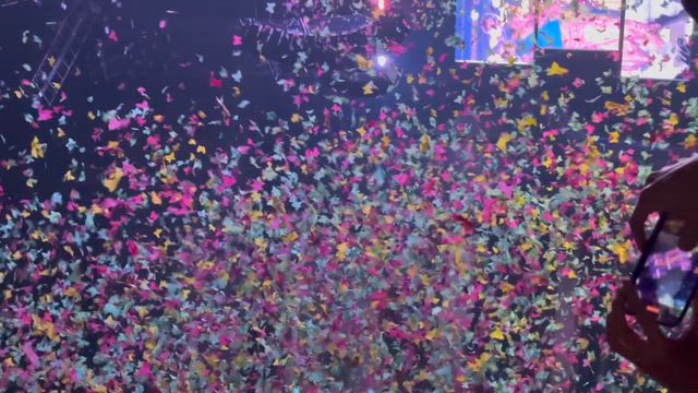 ケイティ・ペリー、７年ぶり来日公演૮⸝⸝⸝⁰⃚⃙̴ ༝ ⁰⃚⃙̴⸝⸝⸝ྀིაの記事動画