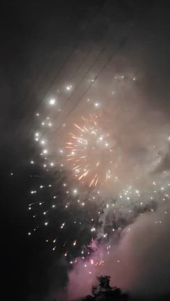 同時多発テロ状態の花火大会の記事動画