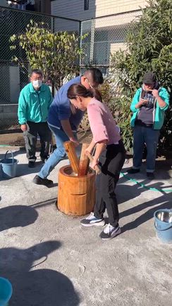 駒込六丁目東文化会のおもちつきの記事動画