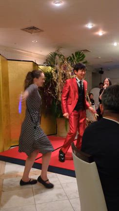 ナグモクリニック南雲吉則先生の古希祝いの記事動画