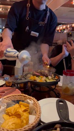 旦那様を囲む会をしてくれたお友達たちと…の記事動画