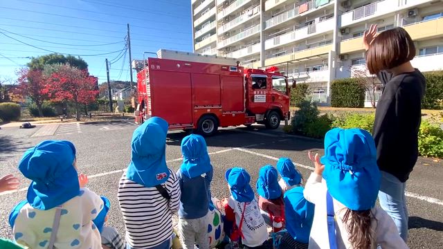 ★年少〜消防車が来てくれたよ♪〜の記事動画