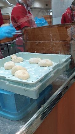 551行列、大阪うまいもんまつりの記事動画