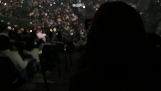 クィーン東京ドームライブの記事動画