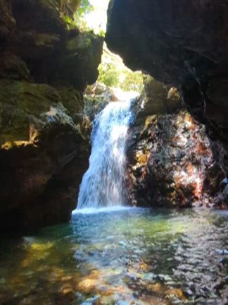 宇和島薬師谷渓谷にての記事動画