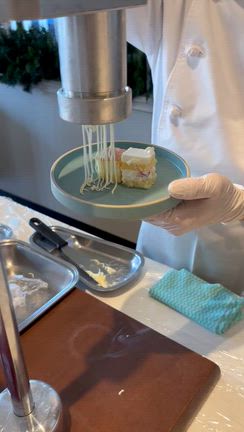 クリスマスビュッフェの記事動画