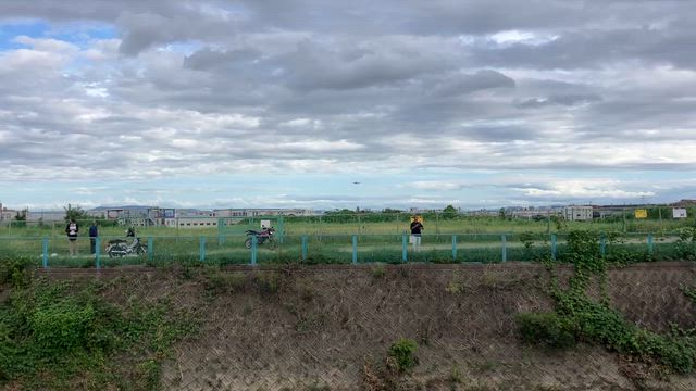 #1099 豊中つばさ公園『ma-zika』と千里川土手の記事動画