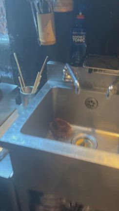 ３月８日（金）☆春の新ワカメとフワフワつみれ　来週はグラスワインの日の記事動画