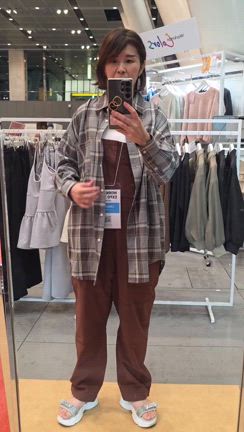 【ワークマン】絶妙な配色とサイズ感のチェック柄シャツの記事動画