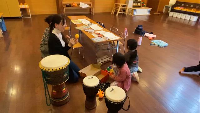 幼稚園生のレッス　リトミックを楽しもうの記事動画