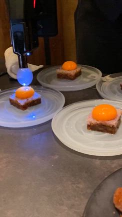 家族で演出に驚いた銀座の焼肉店の記事動画