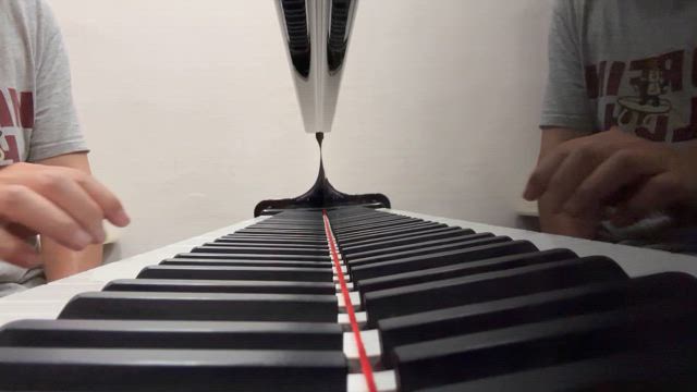ピアノレンタルし、和泉宏隆さん作曲。the SQUARE 「遠雷」p3を練習❗️の記事動画