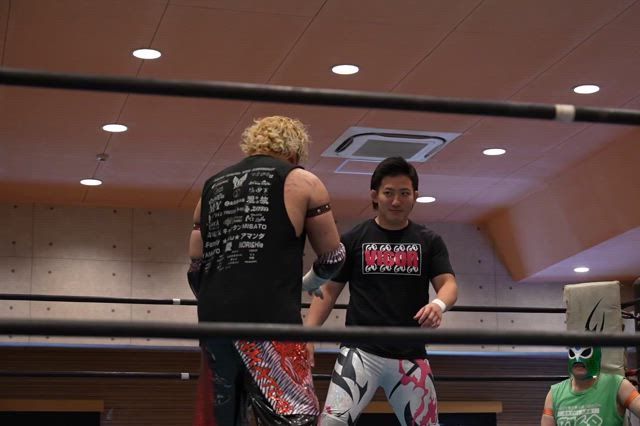 6.22模擬プロレス（大阪沖縄会館）の記事動画