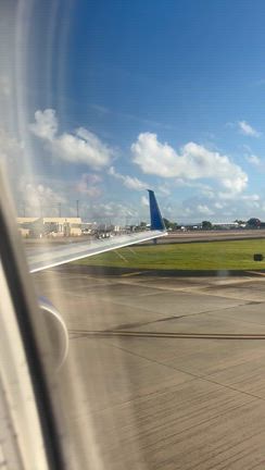 Old San Juanへお散歩&デビちゃんのお仕事。の記事動画