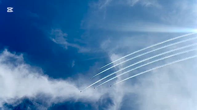 昨日ブルーインパルス見てきたスポット~♪の記事動画