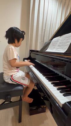 漢字勉強　サッカー　ピアノの記事動画