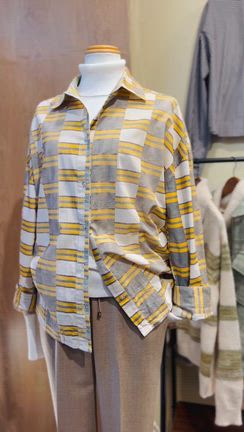 人気ブランドトップスも一部SALE対象に✨✨の記事動画