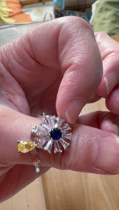 不安解消リングの記事動画