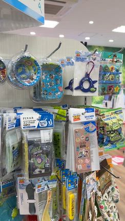 【セリア】トイストーリー新商品の記事動画