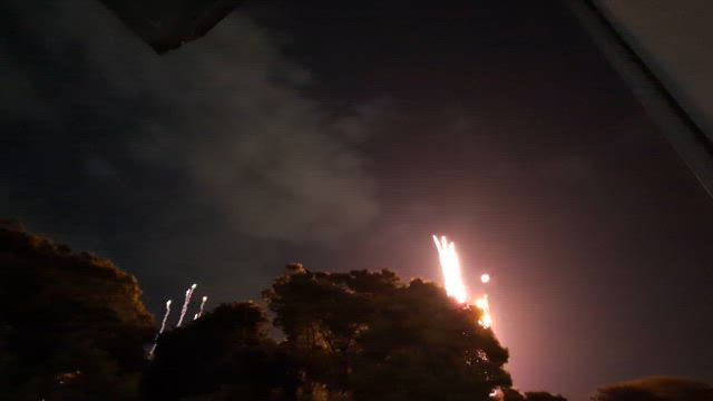 お空に大きな花がさきましたの記事動画