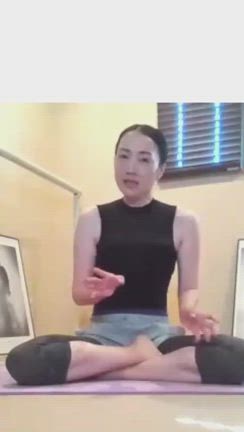 胸椎伸展の為の下準備の記事動画