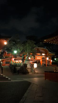 伏見稲荷大社の記事動画