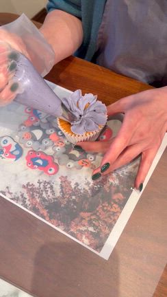 『ミャクミャクハロウィンカップケーキレッスン』レポと感謝✨の記事動画