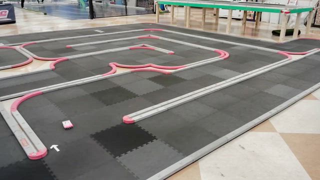 [チャンプ千葉]サブコースレイアウト変更と走行動画、掃除機とお立ち台についての注意点！！の記事動画