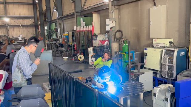 工場見学の記事動画