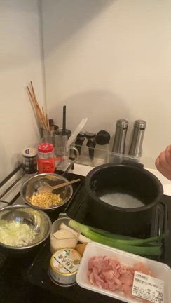 肩こり、首こりの薬膳の記事動画