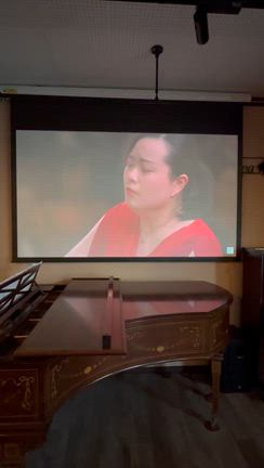 来年のコンサート企画、お客様発行のご本紹介、ショパコンの記事動画