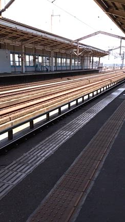 【弾丸出張】の記事動画